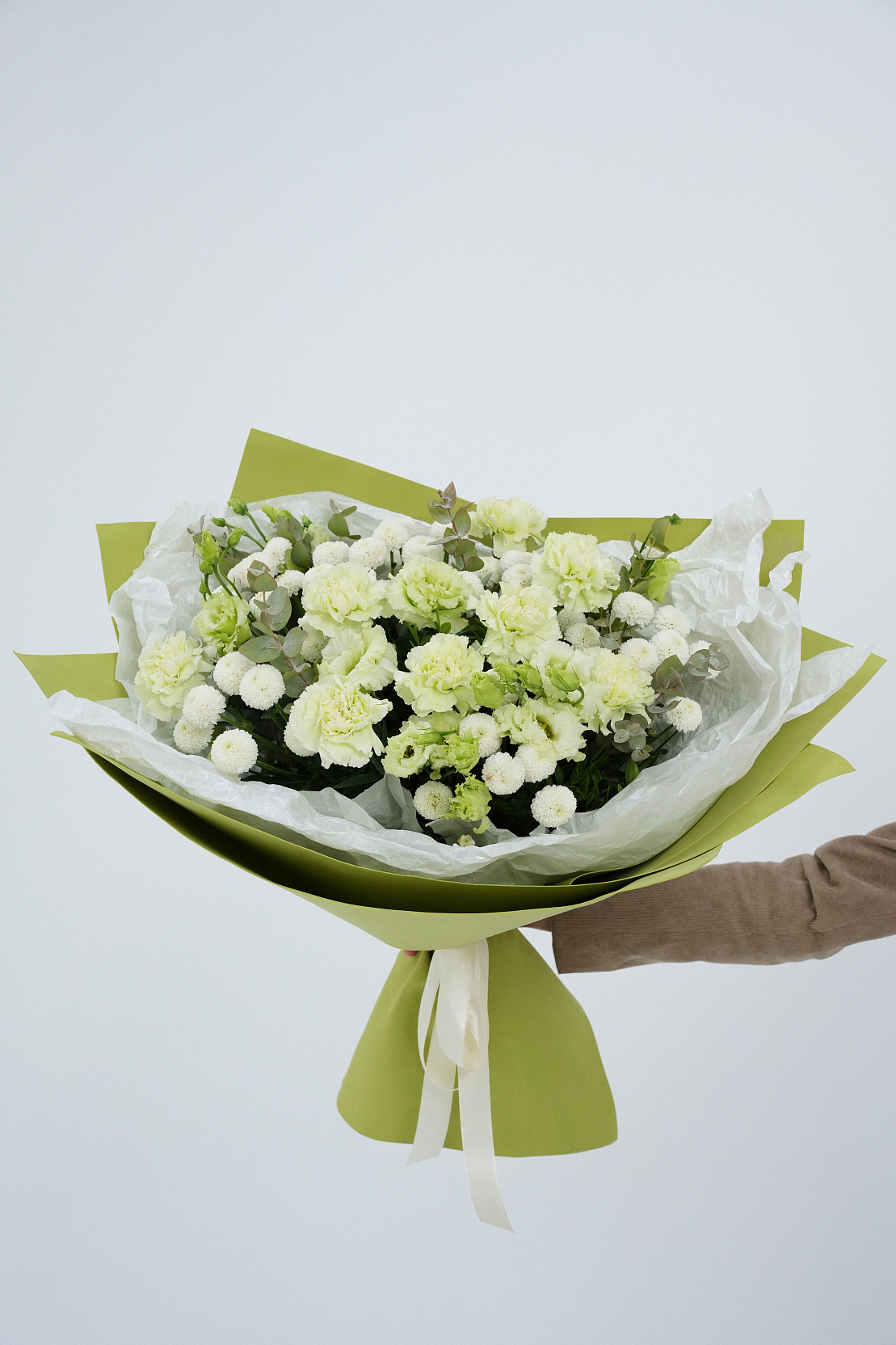 Букет с зелеными гвоздиками Шепот зелени